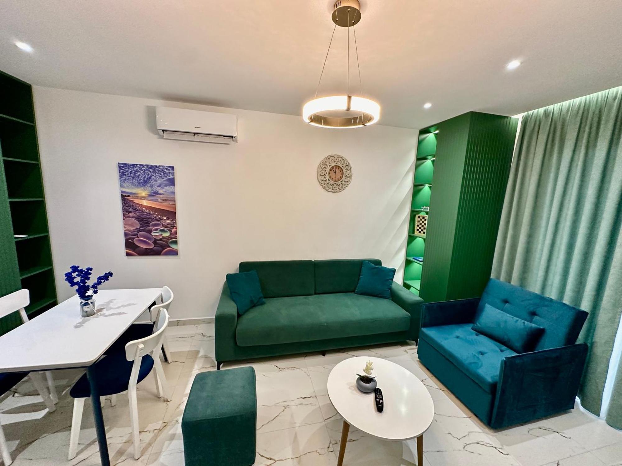 Apartment Ekam Sun *