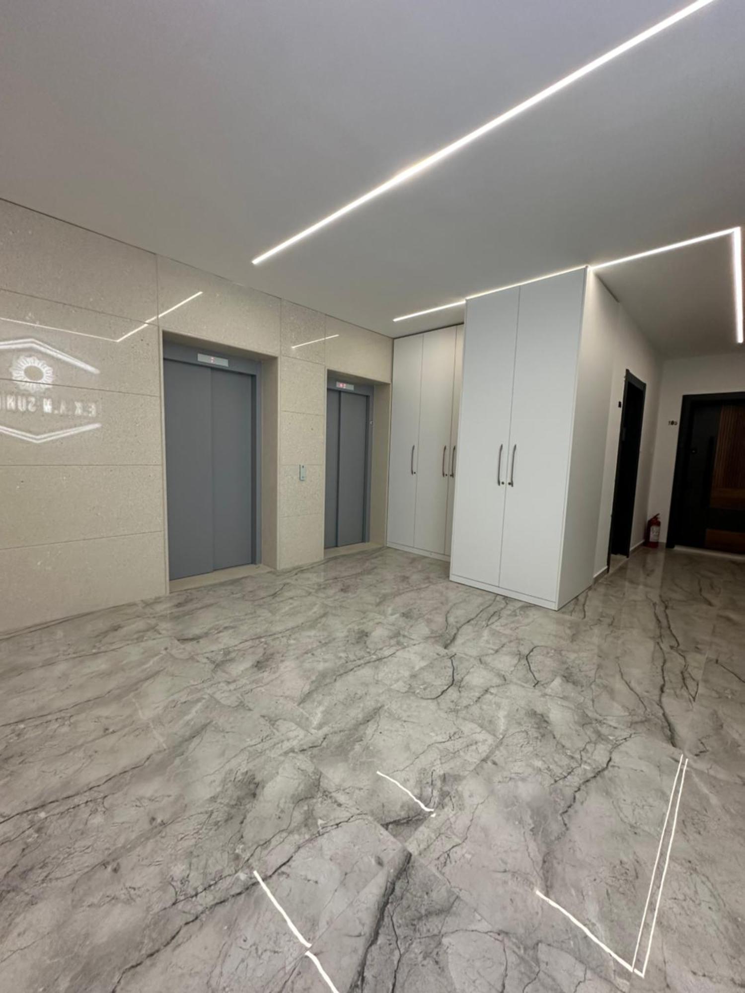 Apartment Ekam Sun *