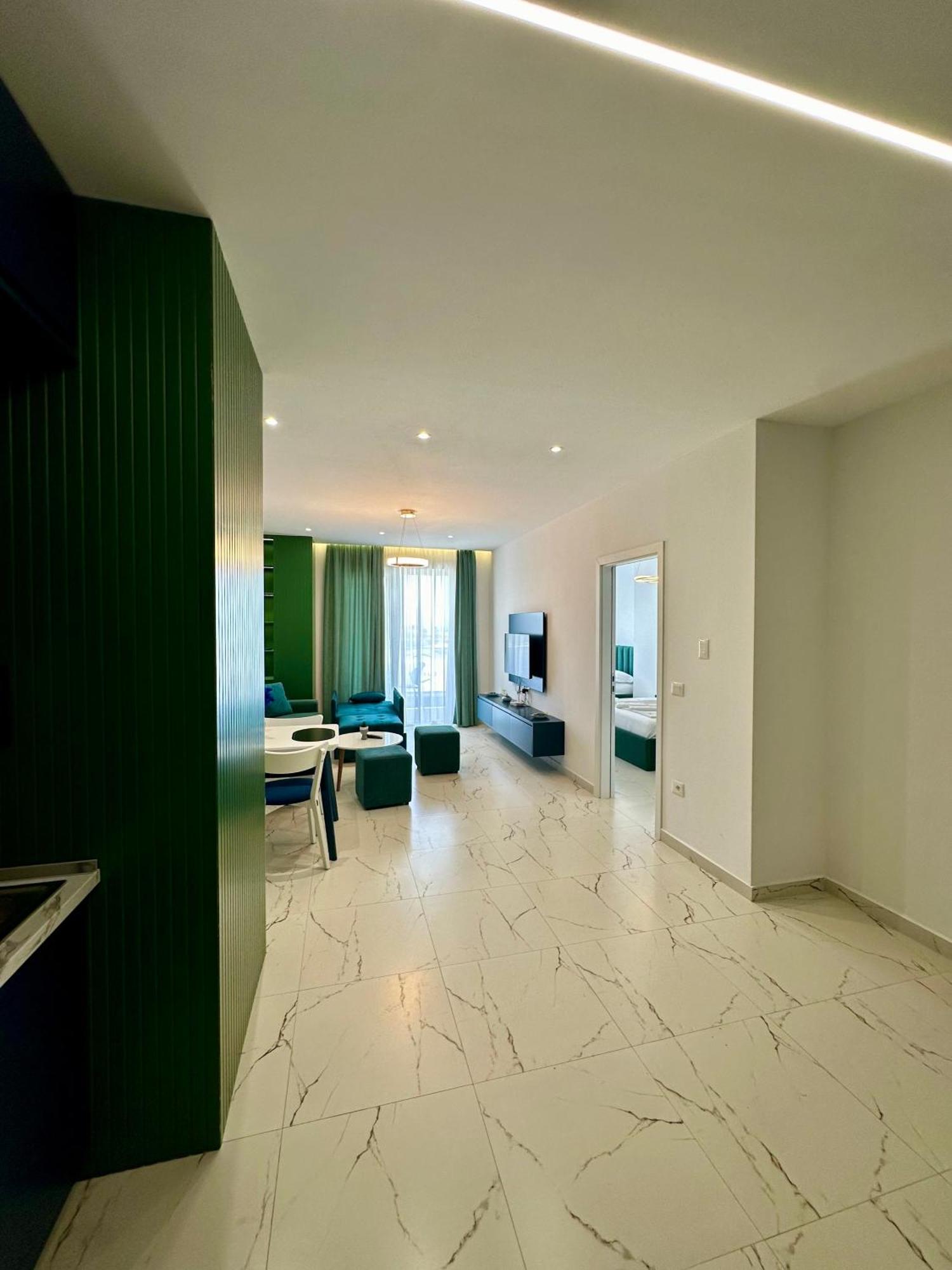 Apartment Ekam Sun